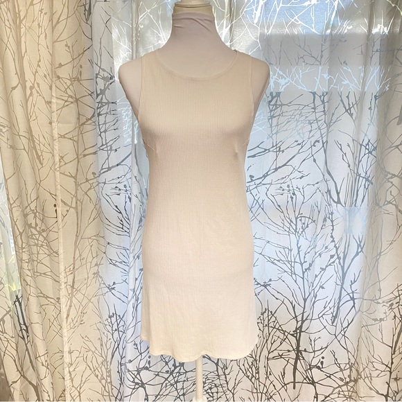 Reformation ARLY cream off white ribbed round neck sleeveless mini tank dress - Picture 5 of 11